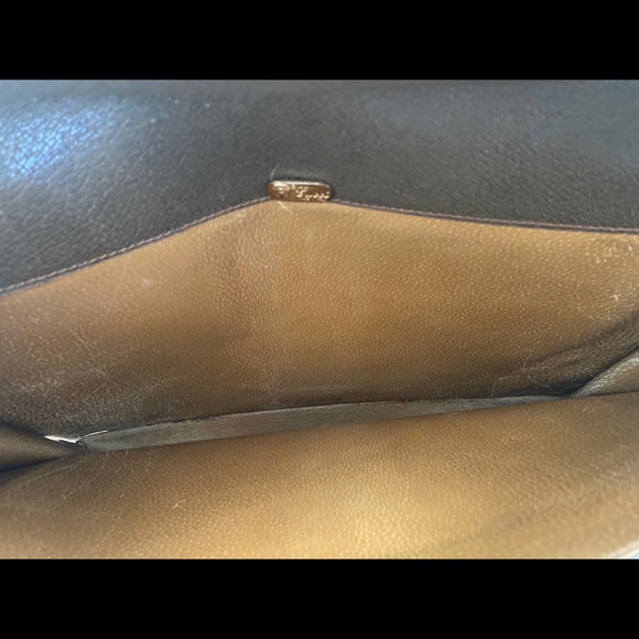 SOLD 1970s Vintage Gucci Portfolio Clutch Purse - Picture 8 of 14